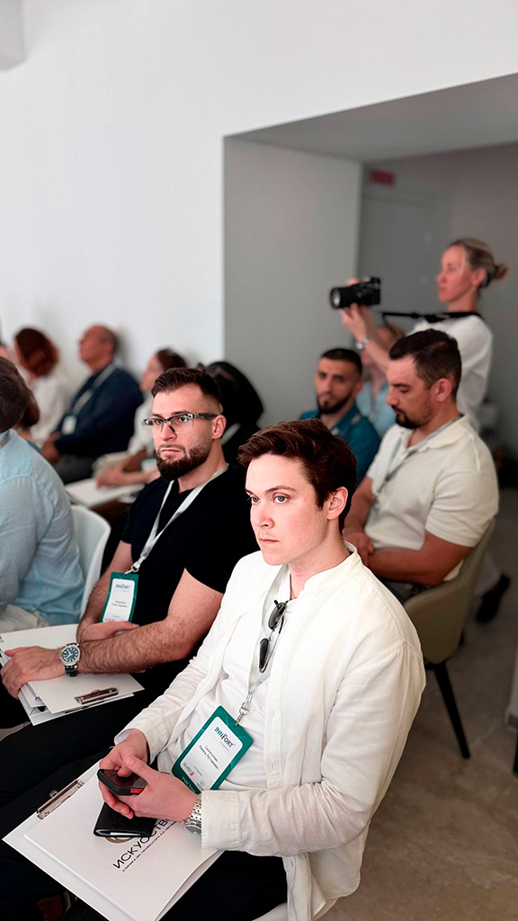 Рамиль Сунгатиуллин на дискуссионном клубе InnFort Academy